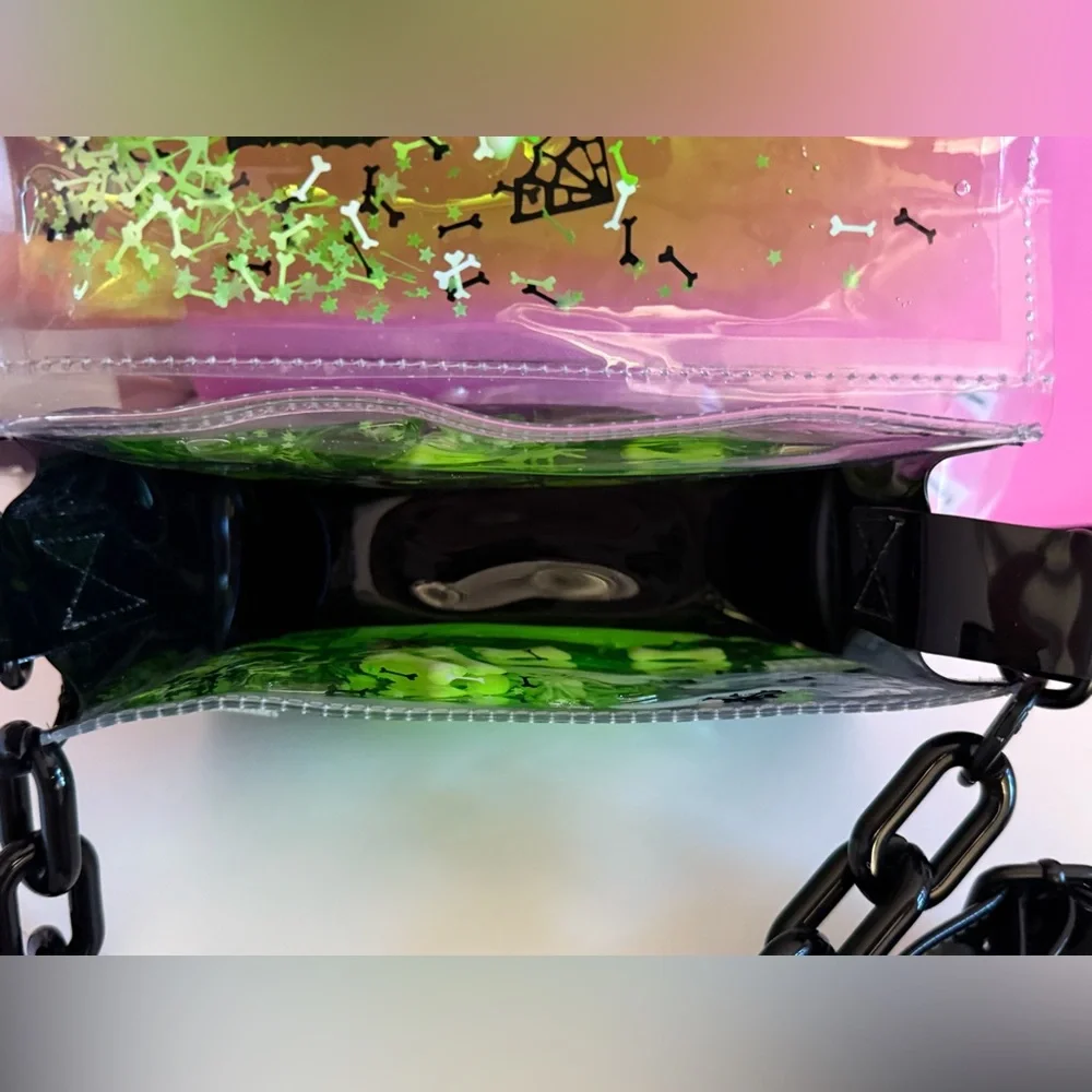 Electric bubblegum purse - Picture 2 of 4